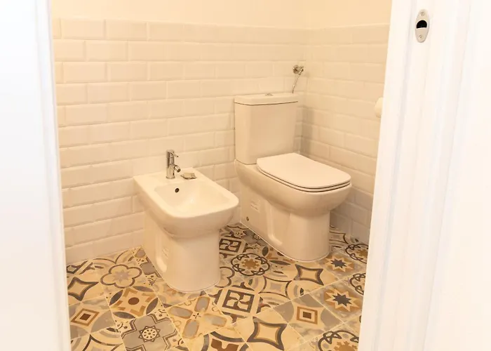 Konukevi Ceramic Oristano