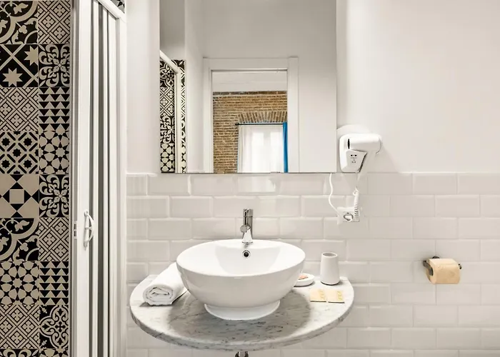 Konukevi Ceramic Oristano